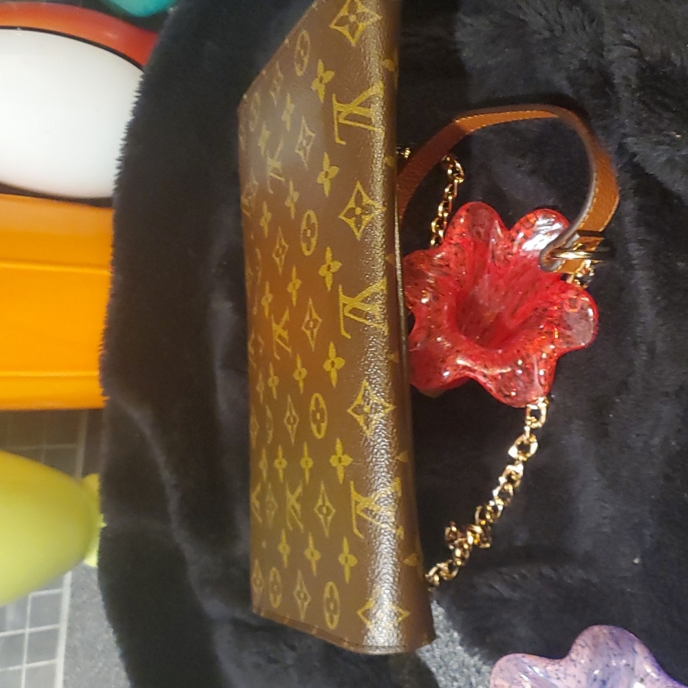 Louis Vuitton Bordeaux Bag with COA - Picture 13 of 16